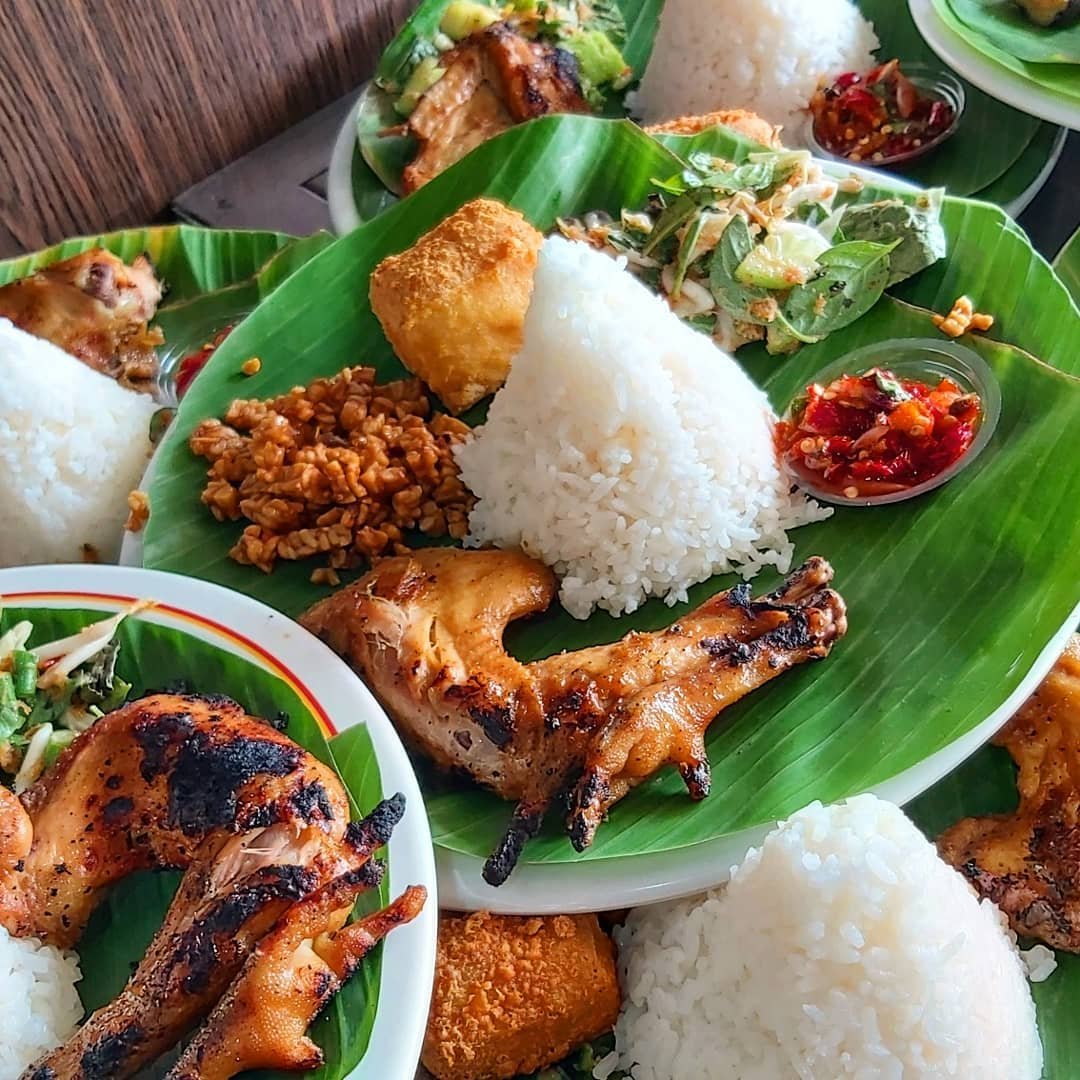 Meresap Sampai Tulang. 10 Ayam Bakar di Bandung Ini Enak Pisan