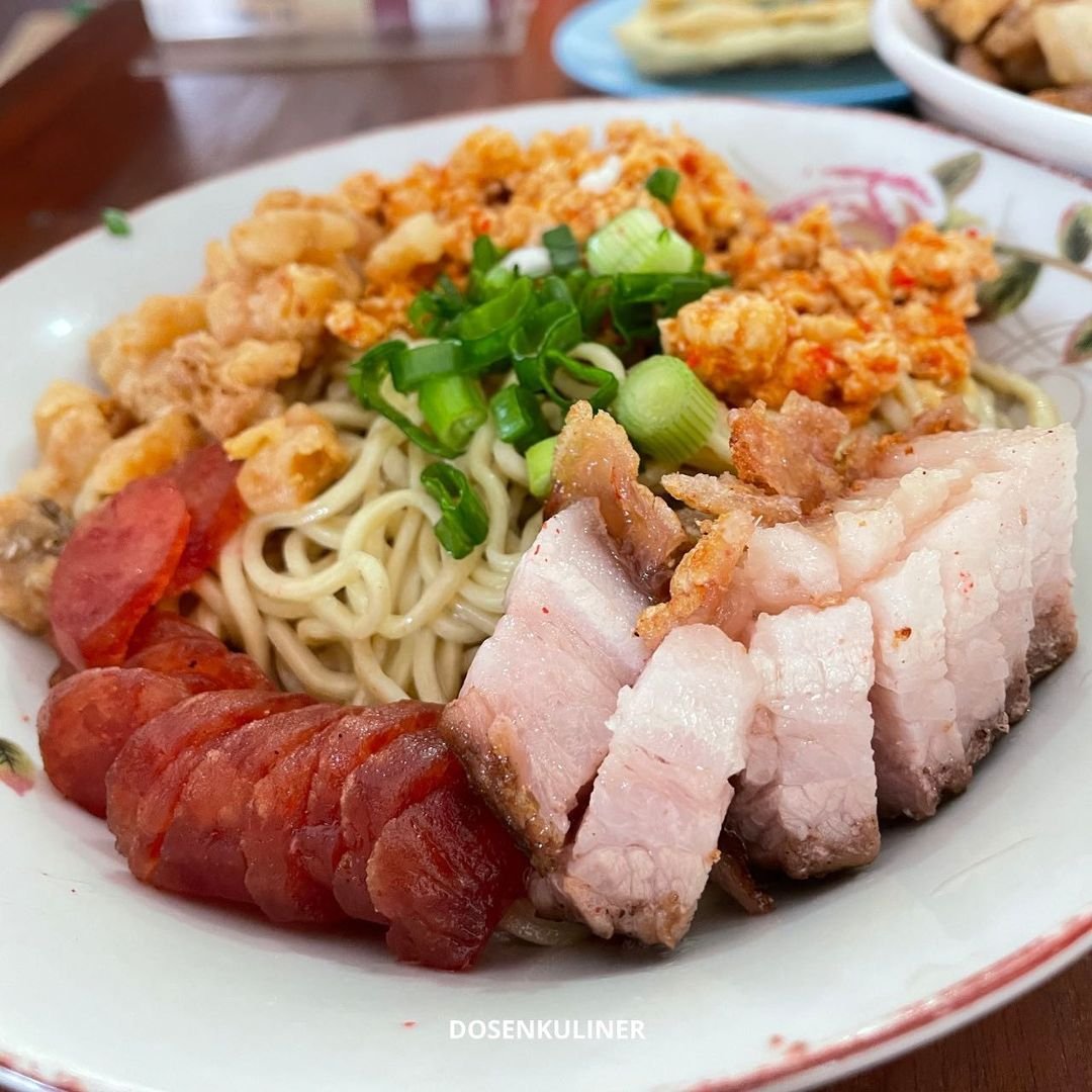 Nonhalal! 10 Bakmi Babi Enak di Bandung yang Bikin Kangen