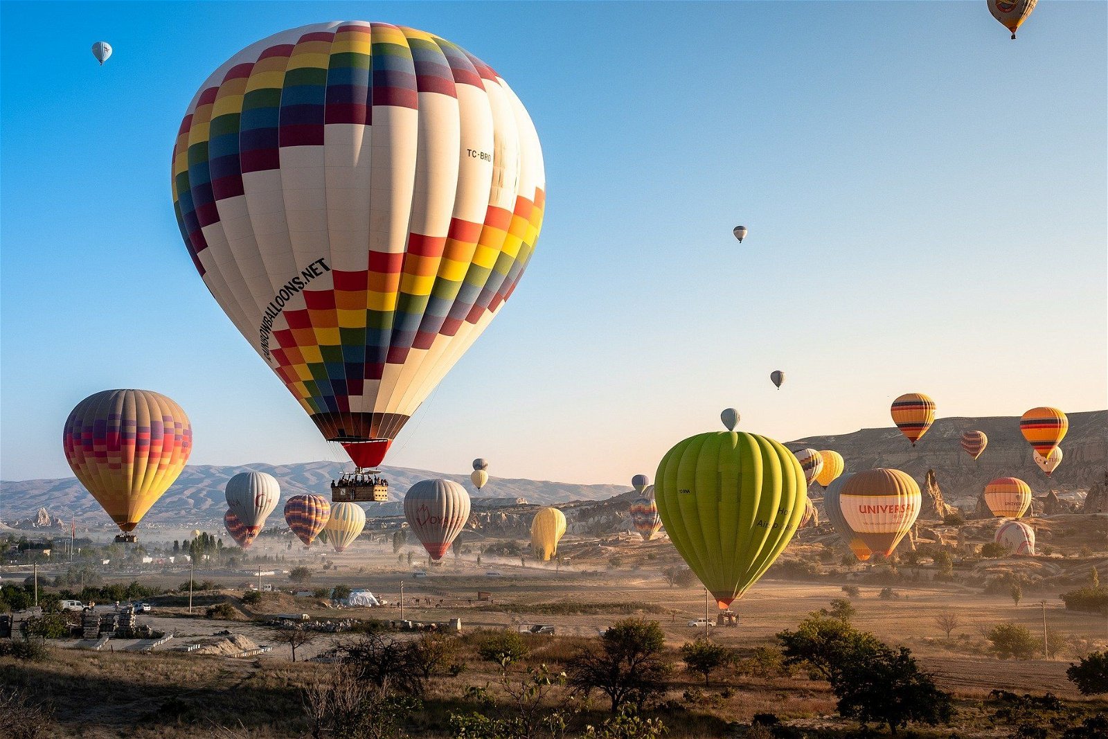 Melihat Megahnya Cappadocia, dari Wisata Kuno sampai Kulinernya