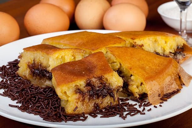 Kenapa Martabak Manis Disebut Terang Bulan?