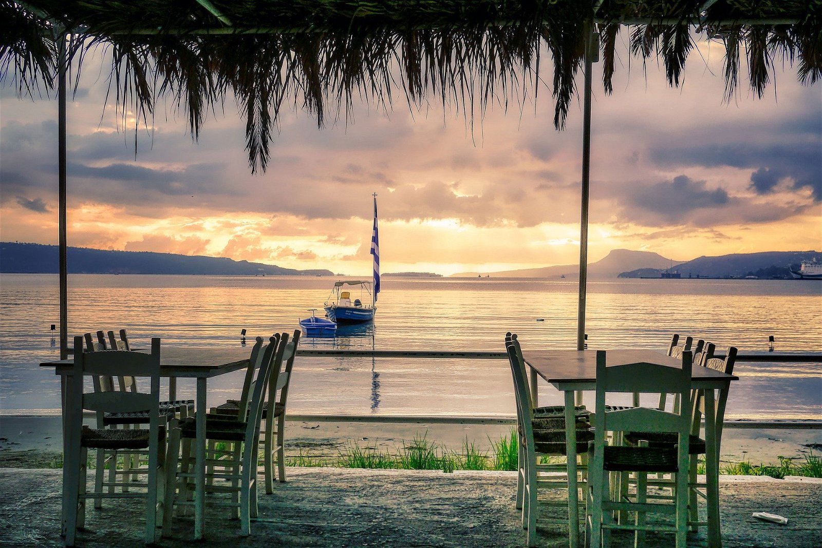 10 Restoran di Bali yang View-nya Oke Banget