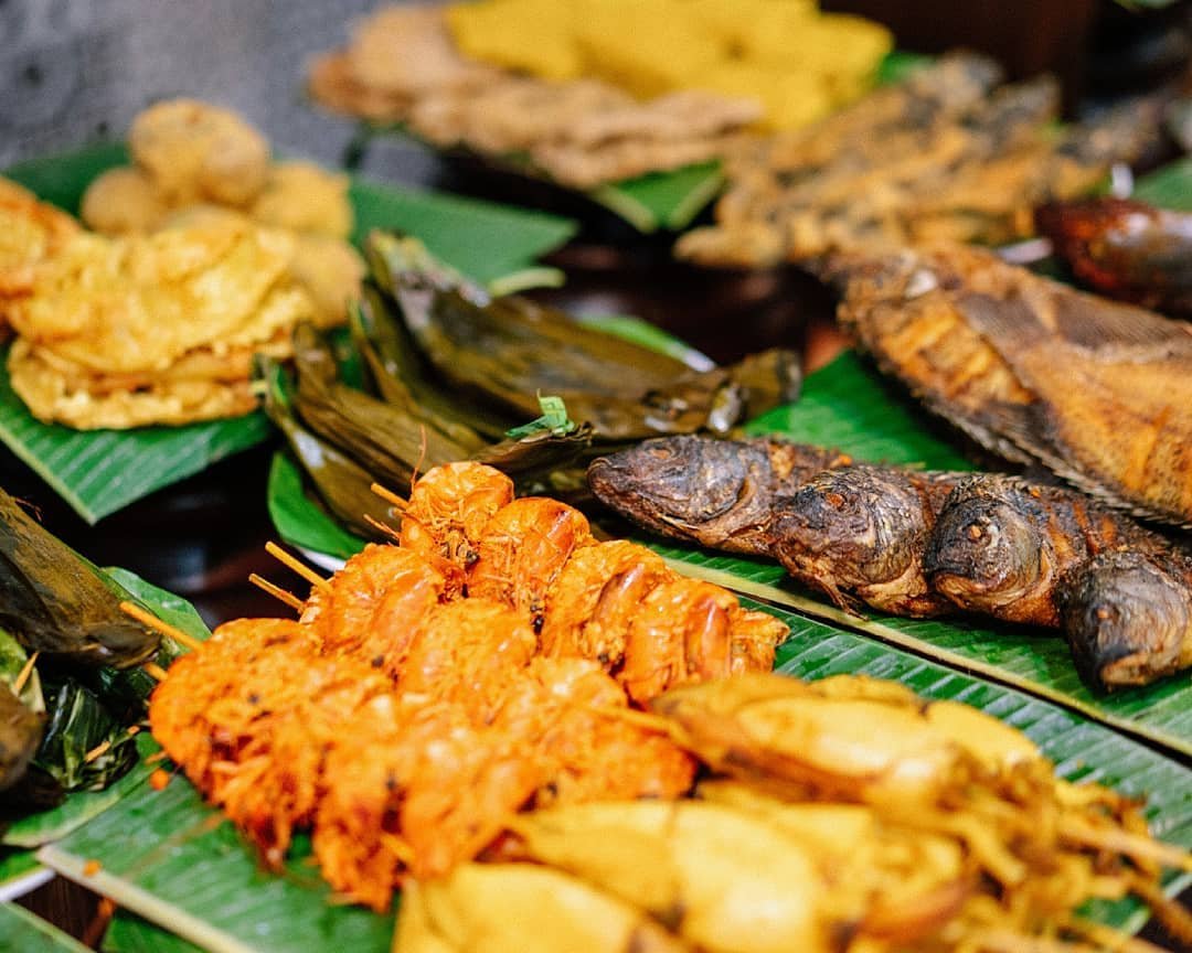 10 Tempat Makan di TB Simatupang yang Enak Buat Lunch 